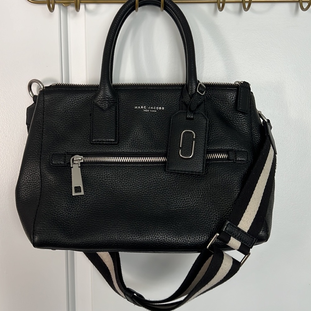 Marc Jacobs Gotham City EW Tote Weekender Bag